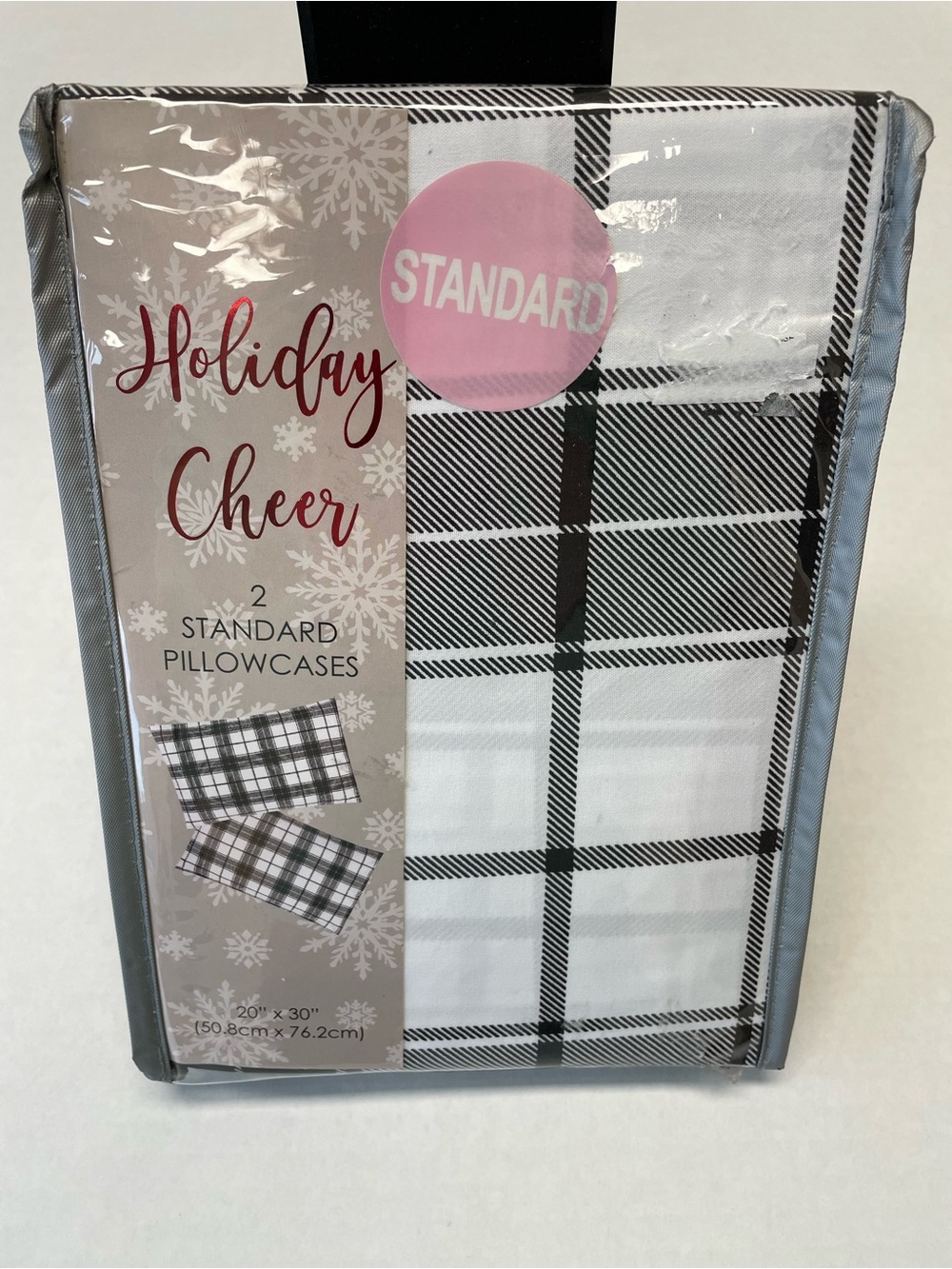 NEW Holiday Cheer Set of 2 Black White Plaid Standard Pillowcases 20” x 30”